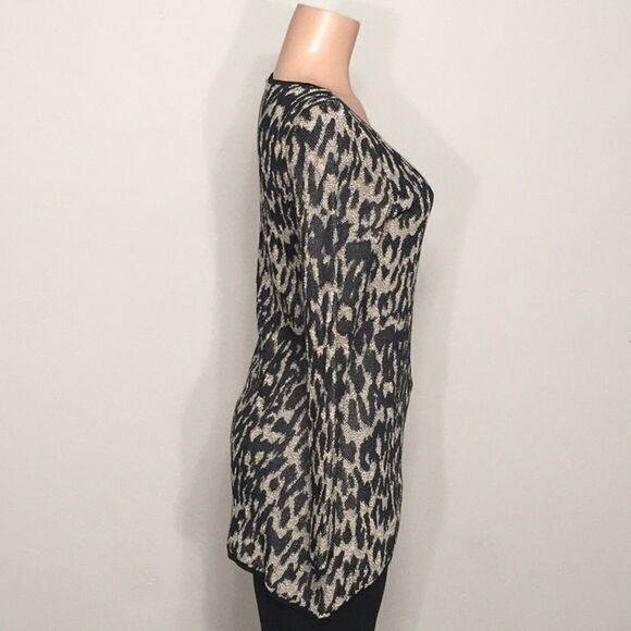 Leopard-Print Handkerchief-Hem Tunic Sweater. NWOT - Picture 5 of 8